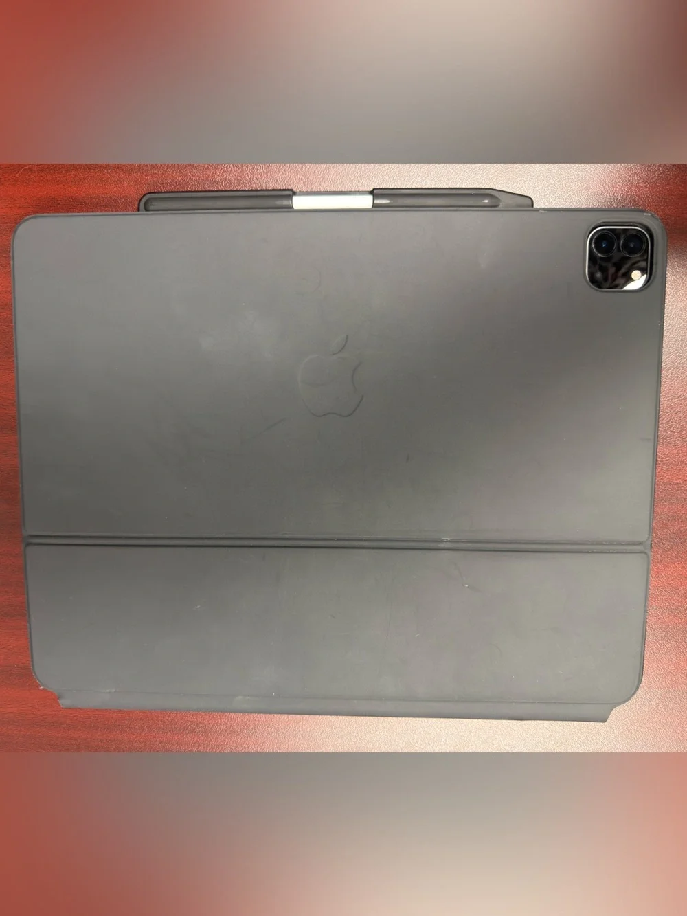 Apple iPad Pro 12.9” with Magic Keyboard, Apple Pencil & Spigen Case